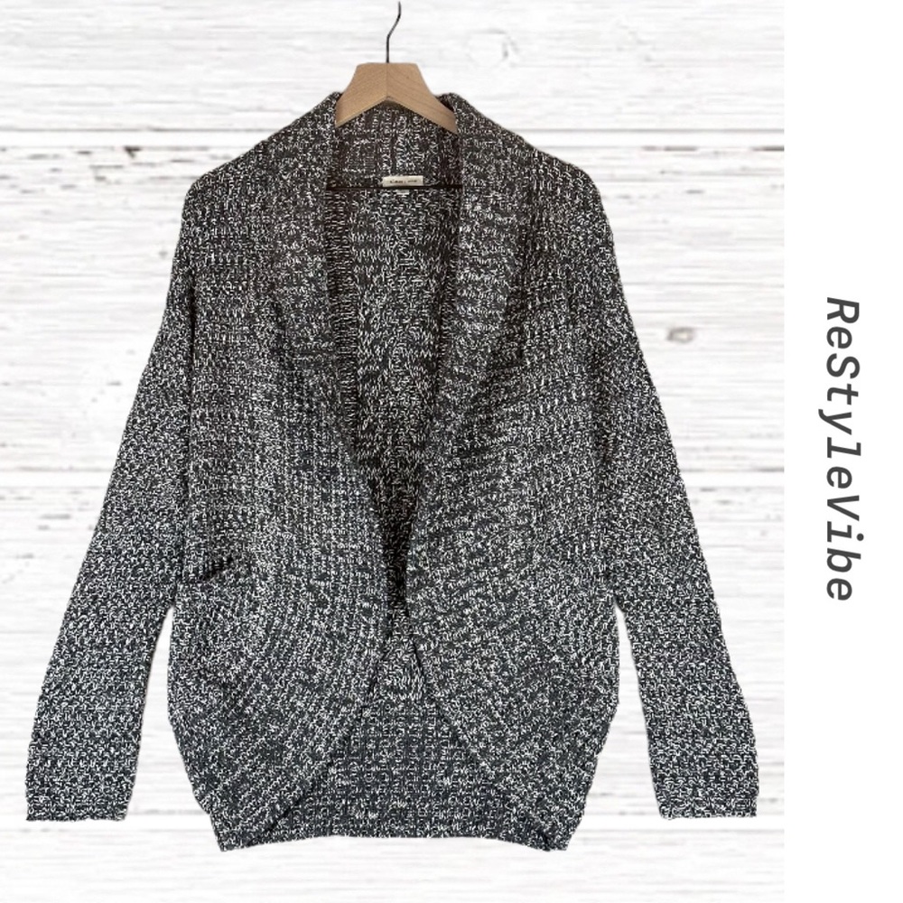 SILENCE + NOISE Women’s Size XS Sweater Cardigan Cable Knit Open Front Cocoon